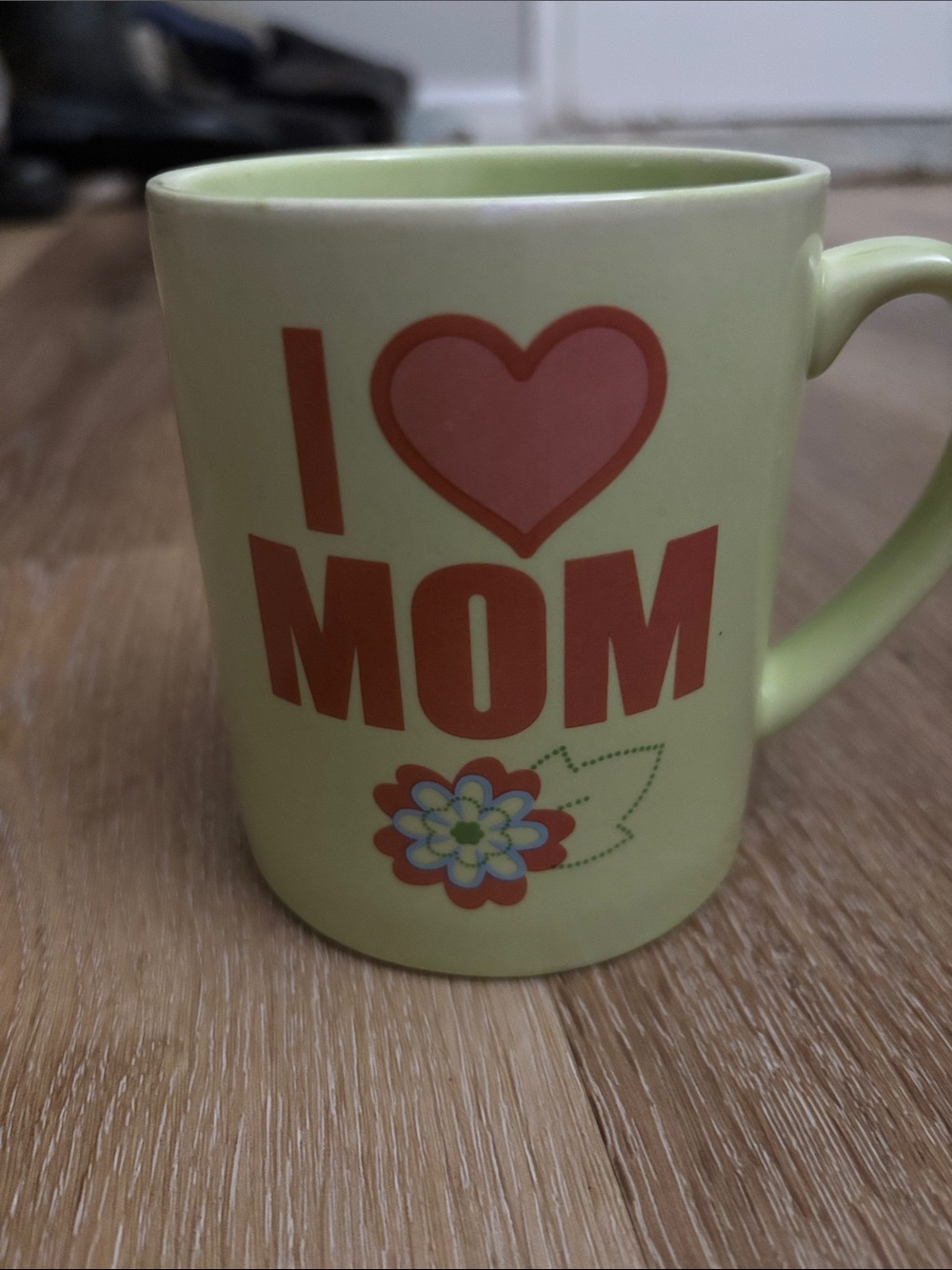 I Love Mom Ceramic Mug - Light Green with Red Accents